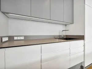 Pronájem bytu 2+kk, Praha - Karlín, Rohanské nábřeží, 52 m2