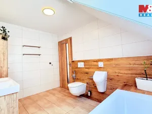 Pronájem rodinného domu, Libochovičky, 150 m2