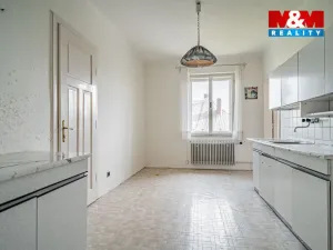Prodej rodinného domu, Ostrava - Svinov, Leopolda Kříže, 350 m2