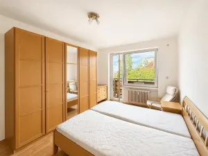 Pronájem bytu 2+1, Praha - Střešovice, Střešovická, 56 m2