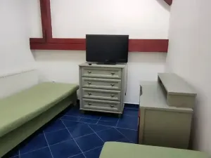 Pronájem bytu 1+kk, Moravské Budějovice, nám. Míru, 24 m2