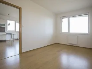 Pronájem bytu 2+kk, Praha - Prosek, Kytlická, 58 m2