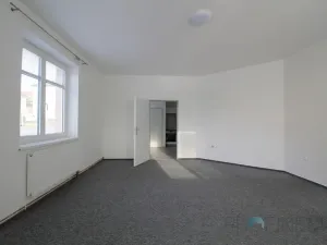 Pronájem bytu 1+1, Lanškroun - Žichlínské Předměstí, Komenského, 46 m2