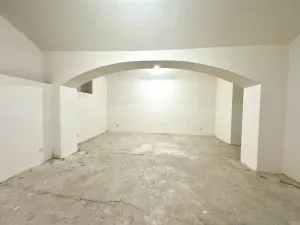 Pronájem obchodního prostoru, Praha - Strašnice, Saratovská, 20 m2