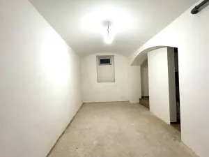 Pronájem obchodního prostoru, Praha - Strašnice, Saratovská, 20 m2