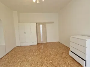 Pronájem bytu 2+1, Bruntál, Nerudova, 50 m2