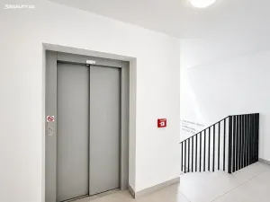 Prodej ubytování, Praha - Smíchov, Bieblova, 57 m2