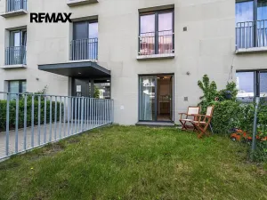 Pronájem bytu 1+kk, Praha - Libeň, Novovysočanská, 25 m2