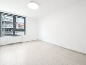 Pronájem bytu 3+kk, Praha, Sokolovská, 88 m2