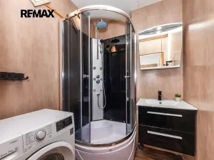 Prodej bytu 3+1, Červený Újezd, U Okálu, 62 m2