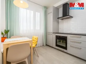 Prodej bytu 2+kk, Praha - Dolní Měcholupy, Honzíkova, 54 m2