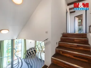 Prodej rodinného domu, Hovorany, 262 m2