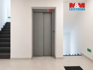 Prodej bytu 1+kk, Karlovy Vary - Drahovice, Mattoniho nábřeží, 45 m2