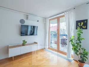 Prodej bytu 3+kk, Praha - Kobylisy, 70 m2