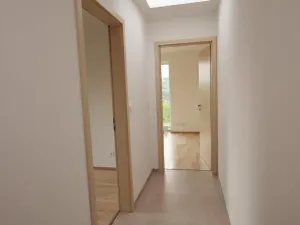 Pronájem atypického bytu, Praha, 72 m2
