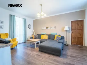 Prodej rodinného domu, Pečky, Pečecká, 140 m2