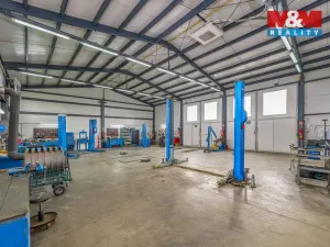 Prodej obchodního prostoru, Čáslav - Čáslav-Nové Město, Táborská, 270 m2