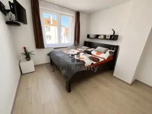 Prodej bytu 2+1, Nové Hrady, Hradební, 59 m2