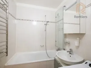 Pronájem bytu 4+1, Praha - Černý Most, Šromova, 85 m2