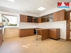 Prodej obchodního prostoru, Lázně Bohdaneč, Škroupova, 202 m2