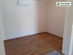 Prodej rodinného domu, Novalja, Chorvatsko, 117 m2