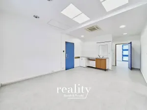 Pronájem ordinace, Znojmo, Kuchařovická, 84 m2