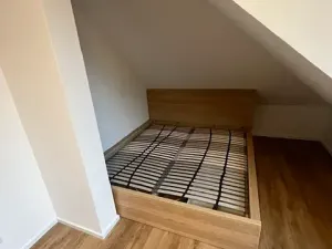 Pronájem bytu 4+kk, Praha - Kobylisy, Klíčanská, 93 m2
