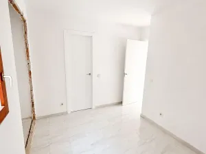 Prodej bytu 3+kk, Cala Vinyes, Španělsko, 80 m2