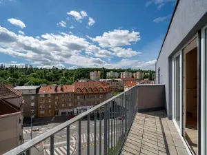 Prodej bytu 3+kk, Praha - Vysočany, Skloněná, 74 m2