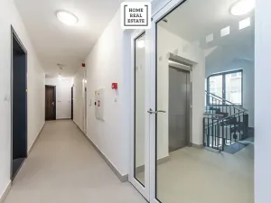 Prodej bytu 1+kk, Praha - Smíchov, Pod Barvířkou, 36 m2