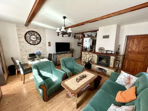 Prodej rodinného domu, Kejžlice, K Čejovu, 180 m2