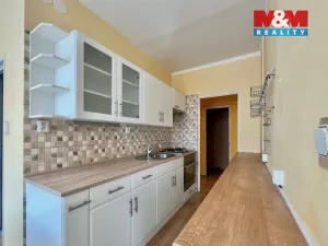 Prodej bytu 3+1, Meziboří, Nad parkem, 78 m2
