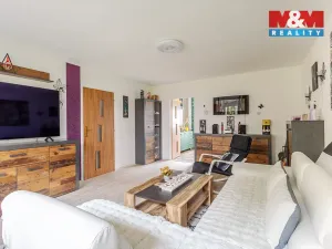 Prodej bytu 4+1, Nový Bor, Horovy sady, 78 m2