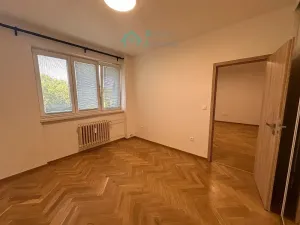 Pronájem bytu 3+1, Chrudim, U Stadionu, 64 m2