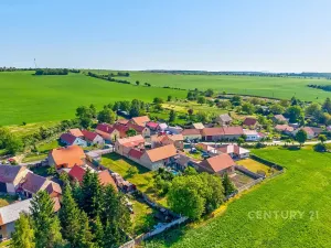 Prodej pozemku pro bydlení, Klobuky, 1088 m2