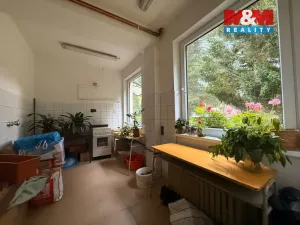 Pronájem obchodního prostoru, Děčín - Děčín III-Staré Město, Rakovnická, 150 m2