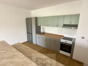 Pronájem bytu 2+kk, Kladno, Vojtěcha Lanny, 59 m2