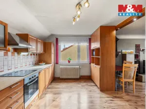 Prodej rodinného domu, Doksy, Školní, 170 m2