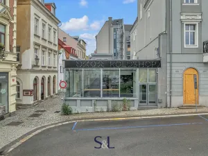 Pronájem obchodního prostoru, Liberec, nám. Sokolovské, 214 m2