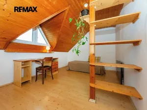 Prodej rodinného domu, Praha - Lipence, V roklích, 160 m2