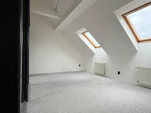 Pronájem bytu 2+1, Děčín, Vítězství, 84 m2