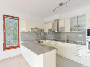 Pronájem vily, Praha - Jinonice, 259 m2