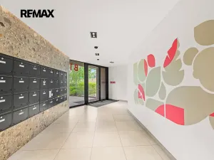 Pronájem bytu 2+kk, Praha - Strašnice, Ramonova, 58 m2