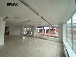 Pronájem restaurace, Praha - Stodůlky, Sluneční náměstí, 105 m2