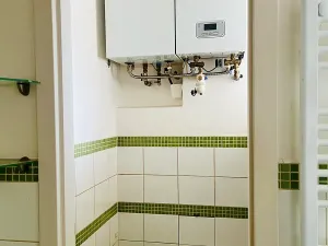 Prodej bytu 1+1, Karlovy Vary, Nad Dvorem, 43 m2