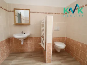 Pronájem bytu 3+1, Karlovy Vary, Šmeralova, 85 m2