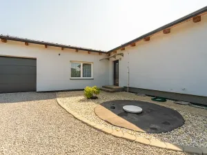 Prodej rodinného domu, Chýně, Ke Skále, 220 m2