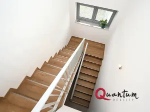 Pronájem kanceláře, Praha - Holyně, Za Knotkem, 79 m2