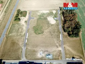 Prodej komerčního pozemku, Valeč, 730 m2