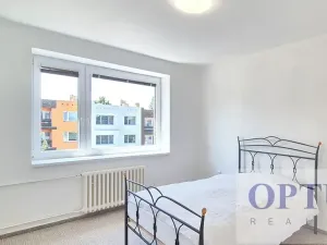 Pronájem rodinného domu, Praha - Háje, K jezeru, 306 m2